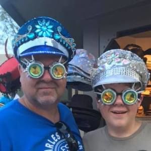 Meet your Posher, Bruce